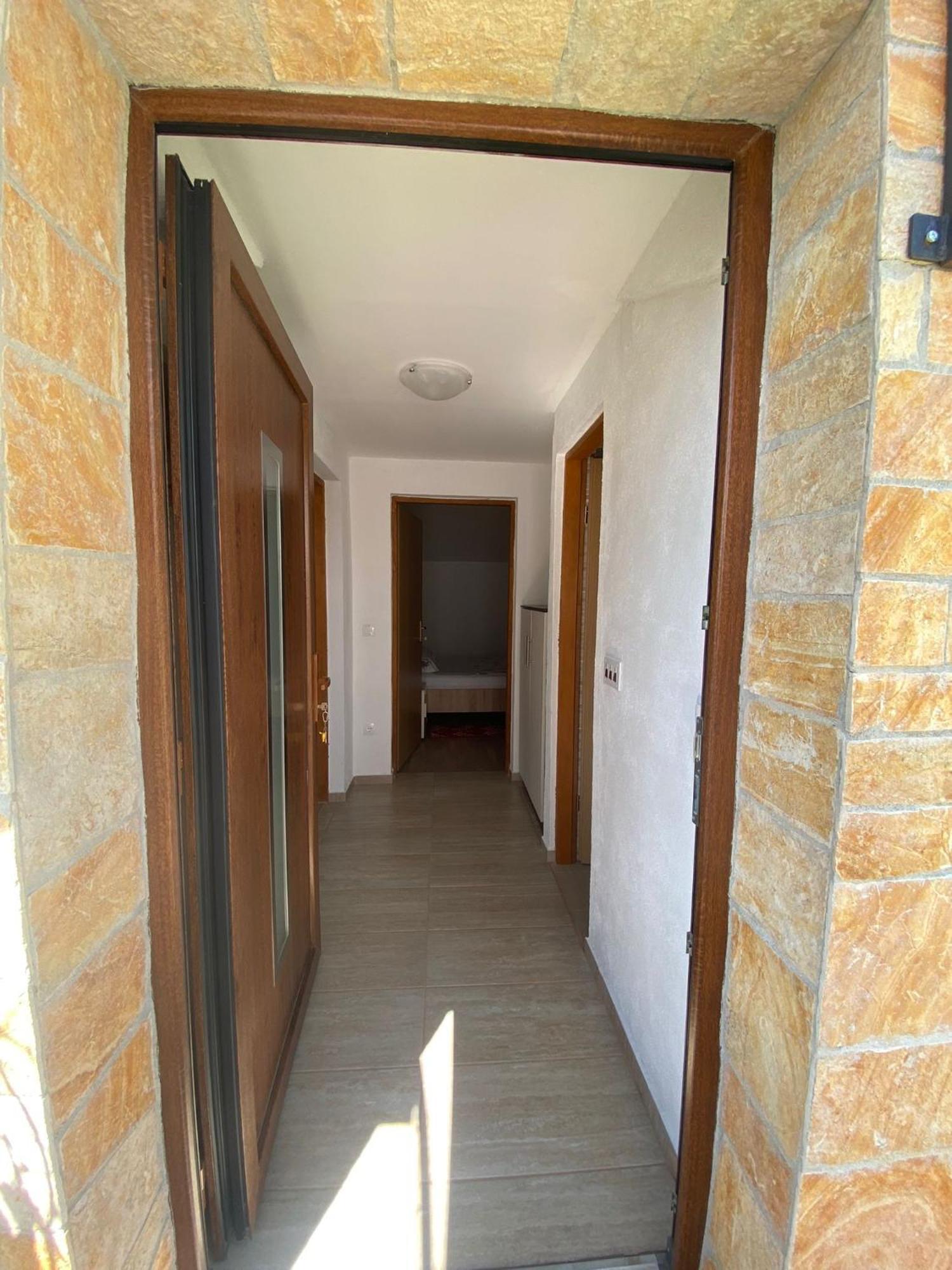 Apartmani Anka Gornji Karin Bagian luar foto
