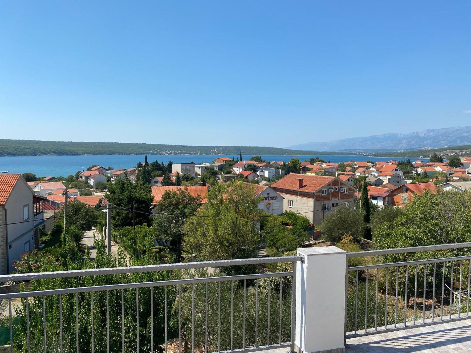 Apartmani Anka Gornji Karin Bagian luar foto